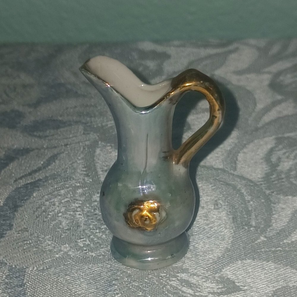 MINIATURE Vintage ca.1945 - 1952 Occupied Japan Bud Vase